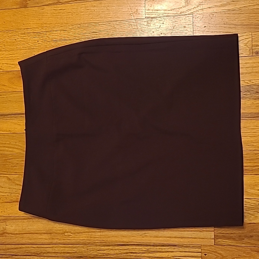 Alfani Women's Size 8 Burgundy Skirt